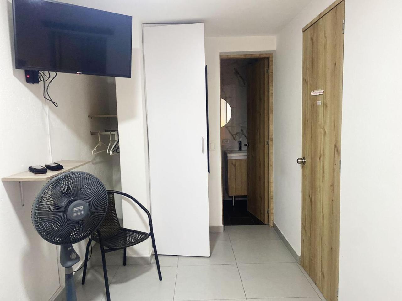 Hotel Boutique San Joaquin Plaza Меделин Екстериор снимка
